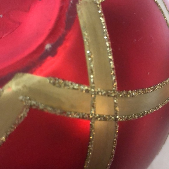 Porcelain Ornament Shaped Treasure Box 7.5”x7” - Picture 8 of 9